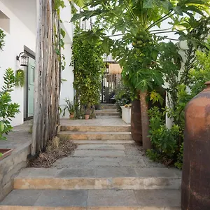 altanure-almatere-food-forest-boutique-hotel.hotelaalgarve.com/