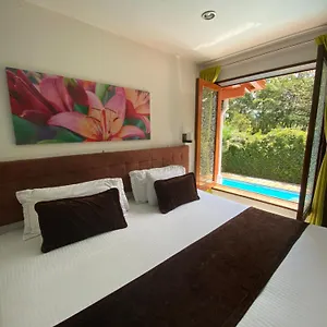 Boutique Rosas 5 G **** Medellin