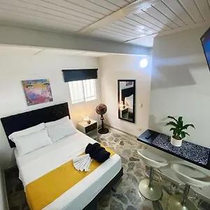  Apartamento Vip Apartasuites Rosales
