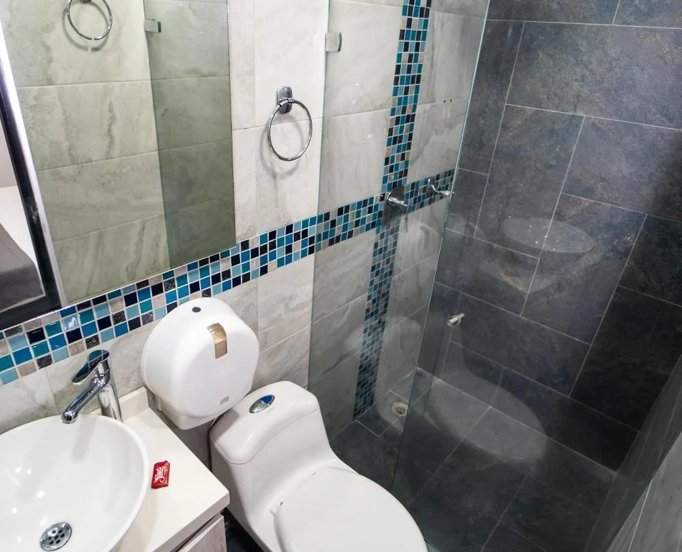 79 Hotel Медельин 3*,